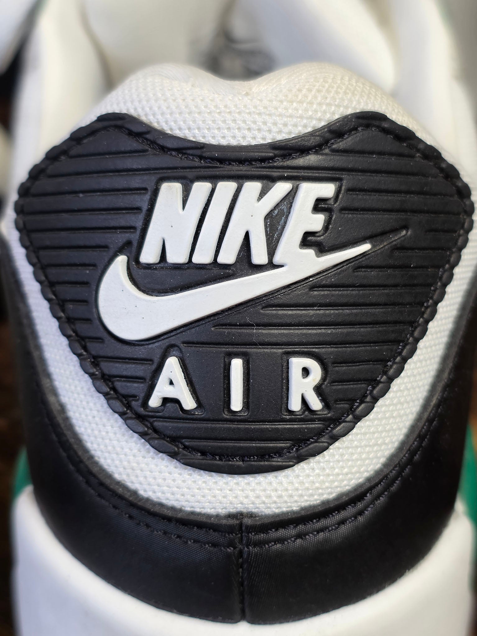 Nike Air Max 90 'Malachite' maat 45