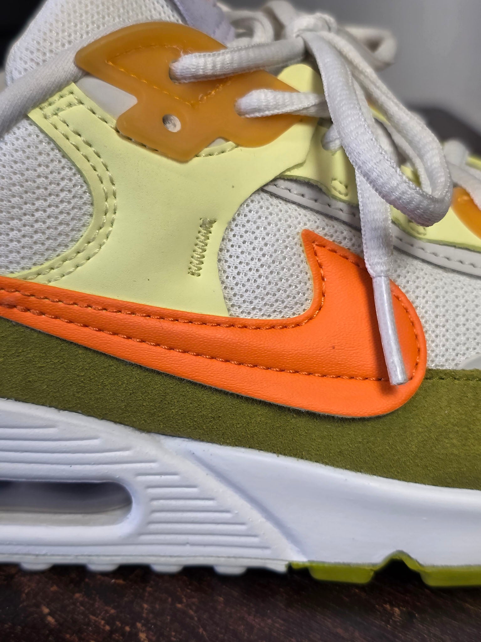 Nike Air Max 90 Futura Bright Mandarin maat 40