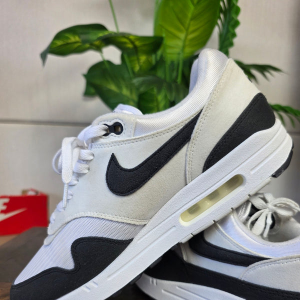 Nike Air Max 1 Black White maat 44