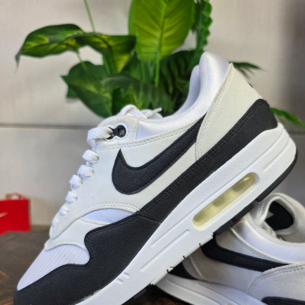 Nike Air Max 1 Black White maat 44