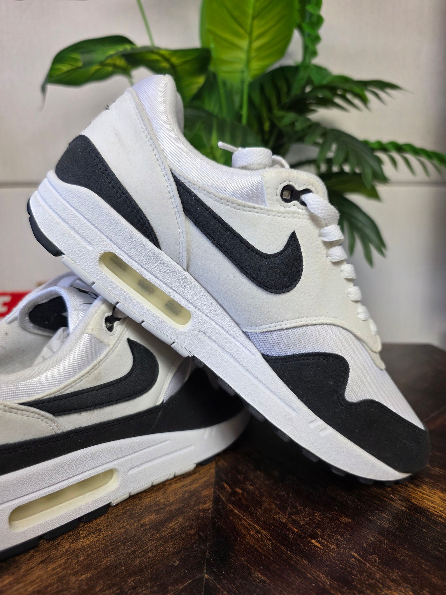 Nike Air Max 1 Black White maat 44