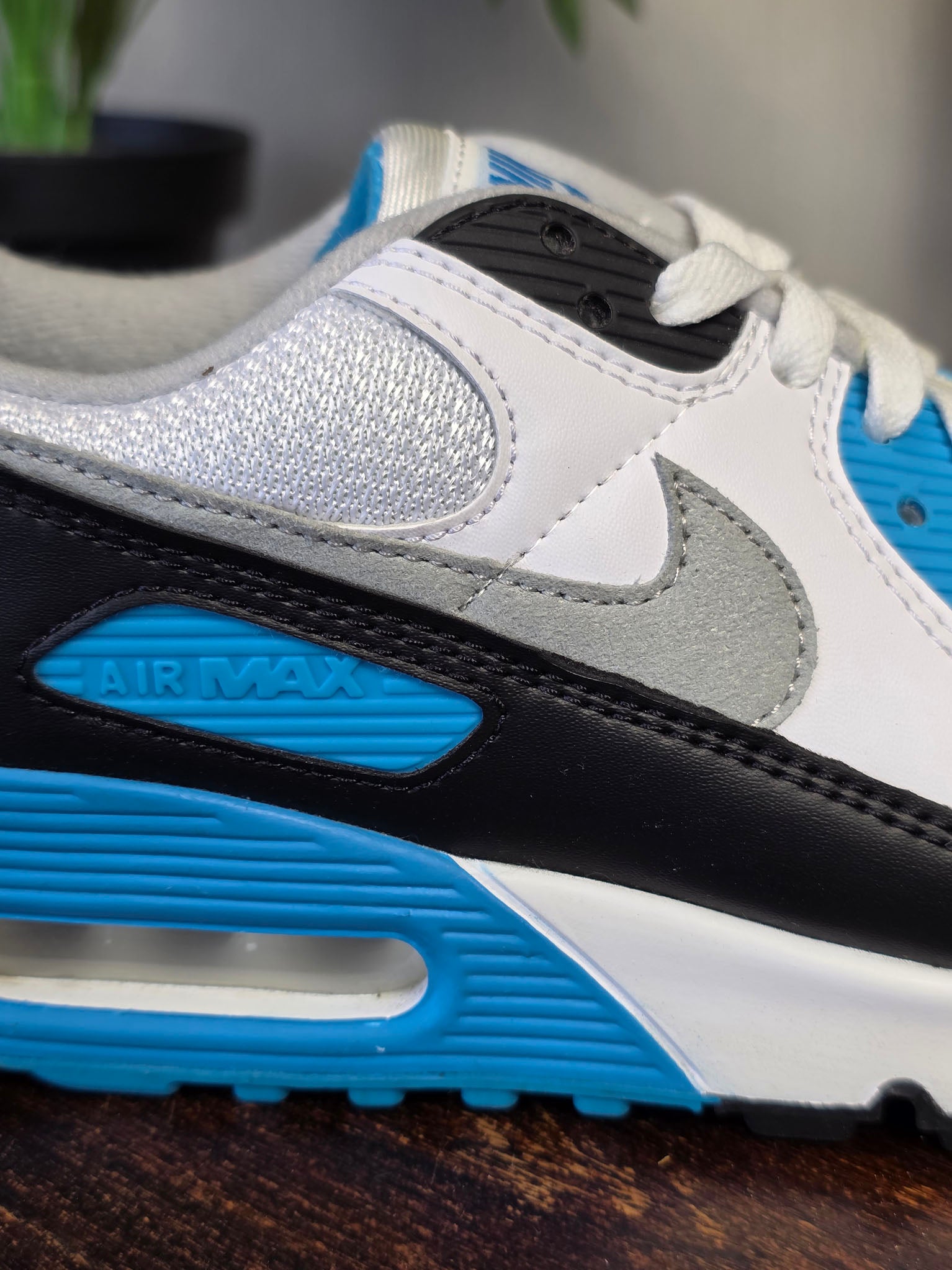 Nike Air Max 90 III Laser Blue maat 43
