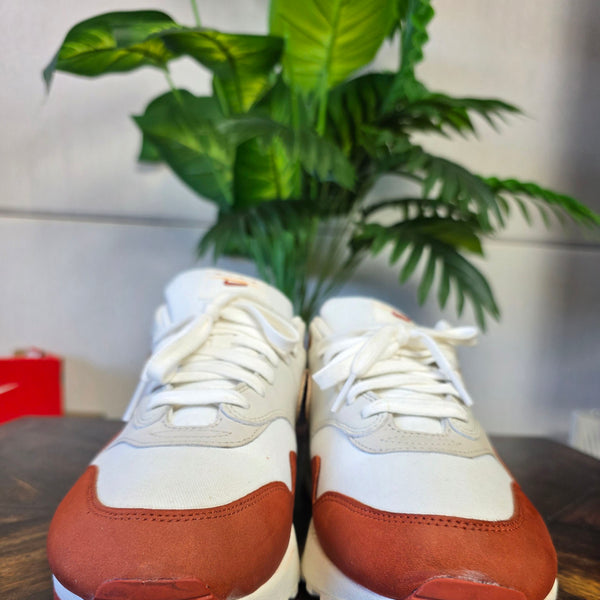 Nike Air Max 1 LX Rugged Orange maat 45,5