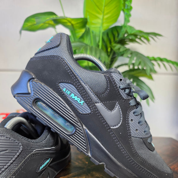 Nike Air Max 90 Black Tiffany maat 42,5