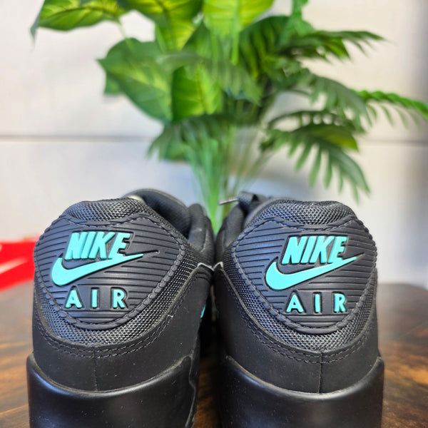 Nike Air Max 90 Black Tiffany maat 42,5