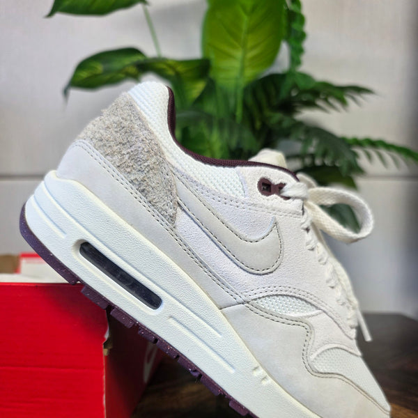 Nike Air Max 1 Brown Burgundy Crush maat 36,5