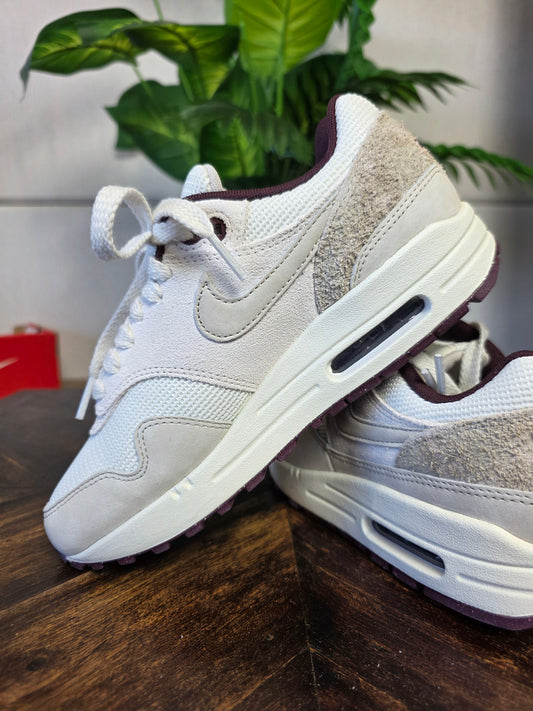 Nike Air Max 1 Brown Burgundy Crush maat 36,5