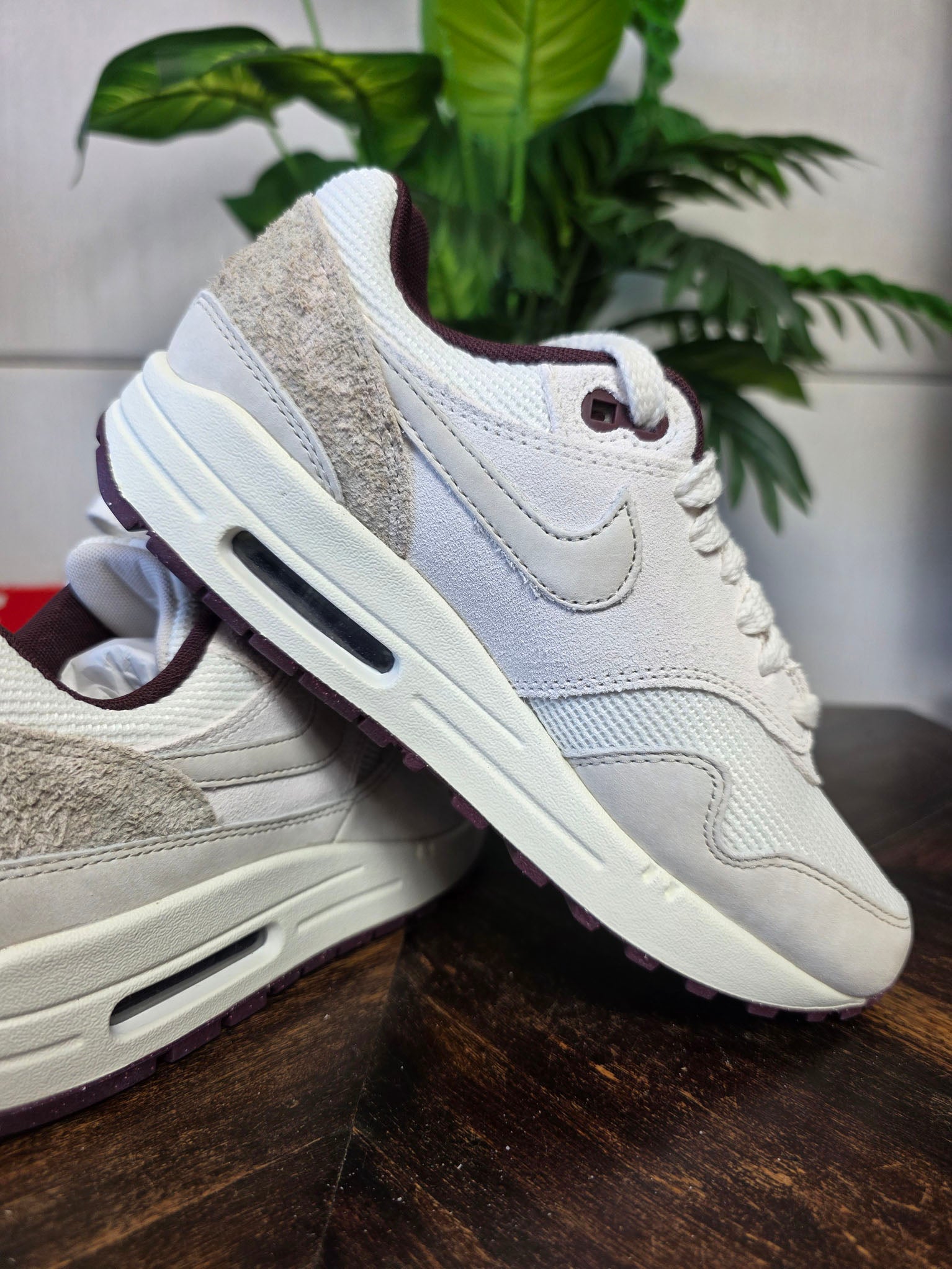 Nike Air Max 1 Brown Burgundy Crush maat 36,5