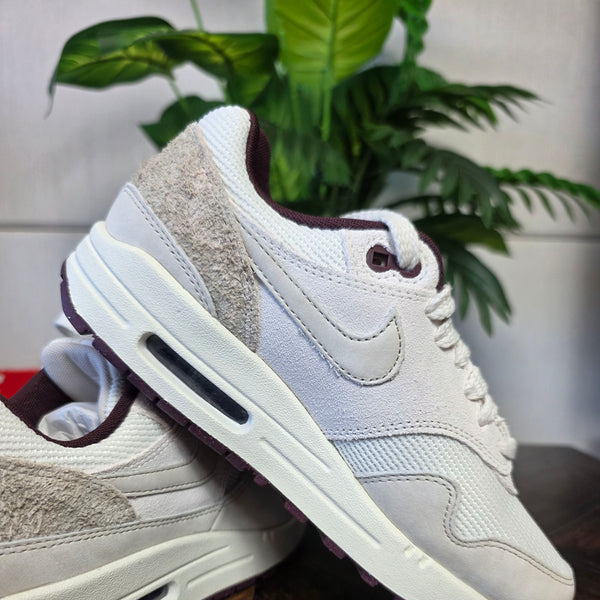 Nike Air Max 1 Brown Burgundy Crush maat 36,5