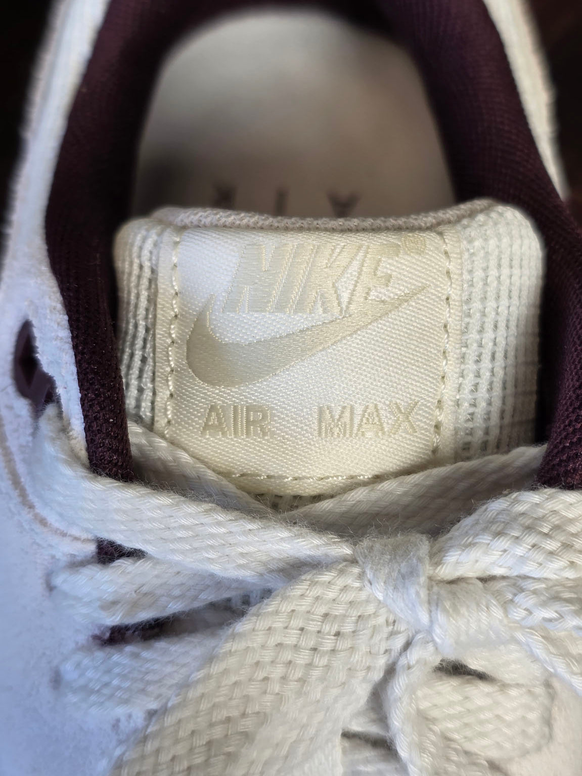 Nike Air Max 1 Brown Burgundy Crush maat 36,5