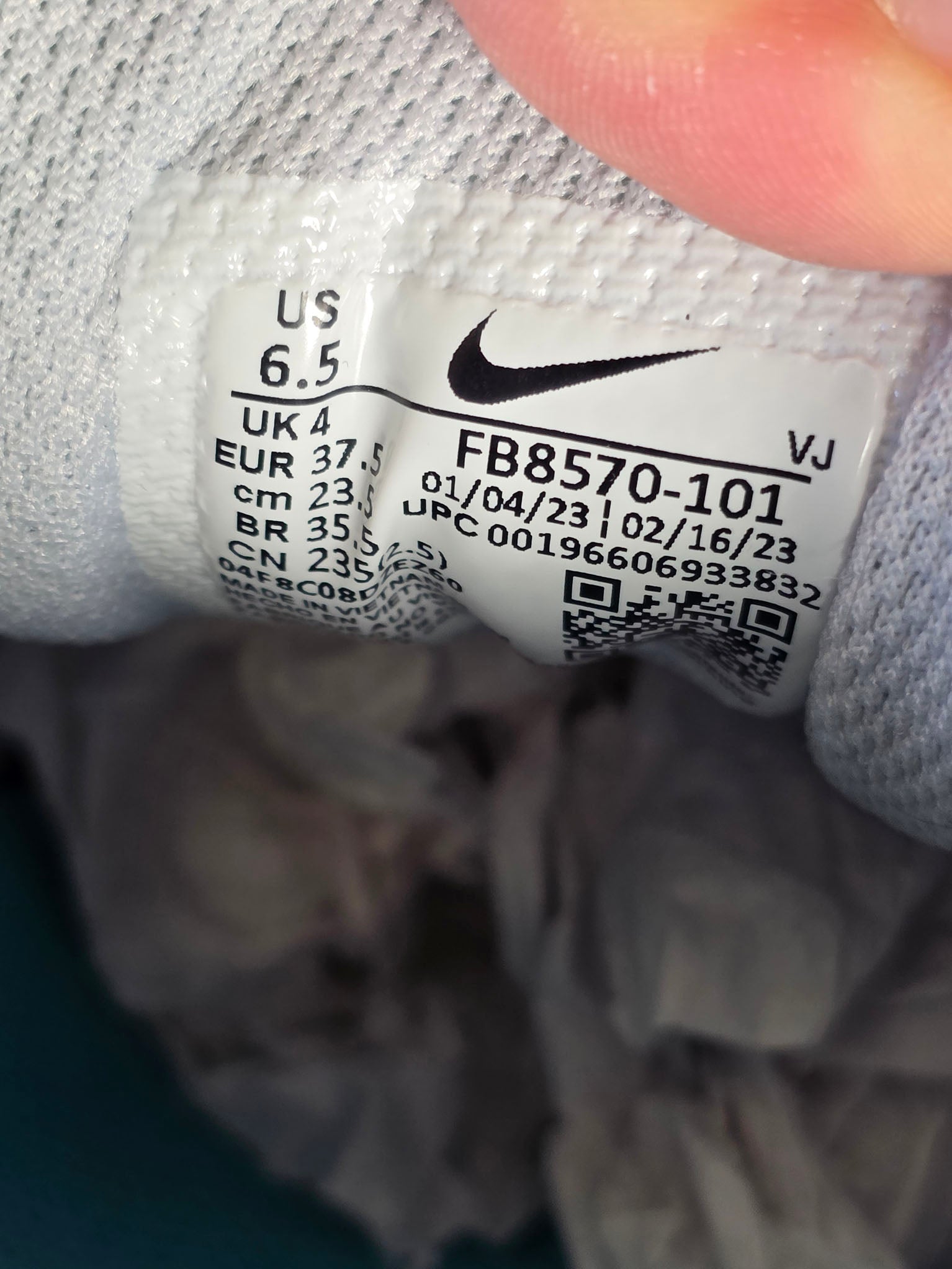 Nike Air Max 90 Teal Nebula maat 37,5