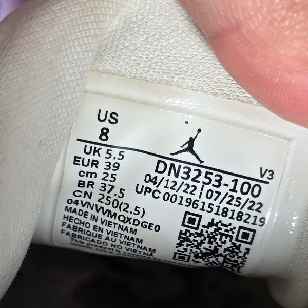 Nike Air Jordan 1 High Elevate Summit White Dark Ash maat 39