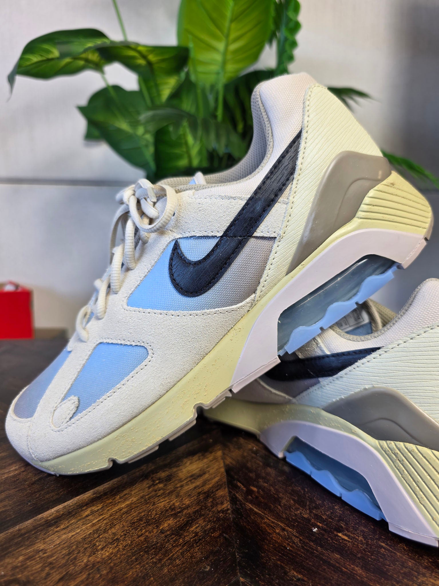 Nike Air Max 180 Light Khaki maat 44