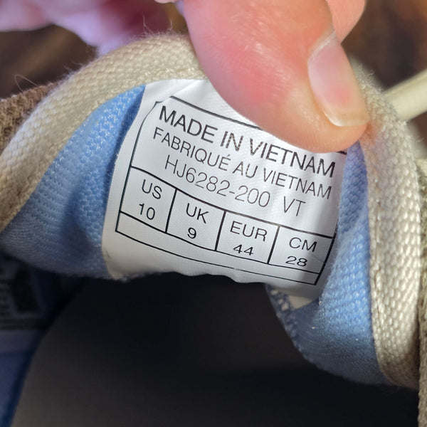 Nike Air Max 180 Light Khaki maat 44