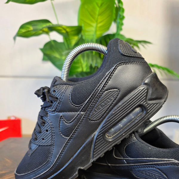 Nike Air Max 90 Triple Black maat 39