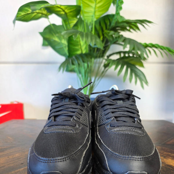 Nike Air Max 90 Triple Black maat 39