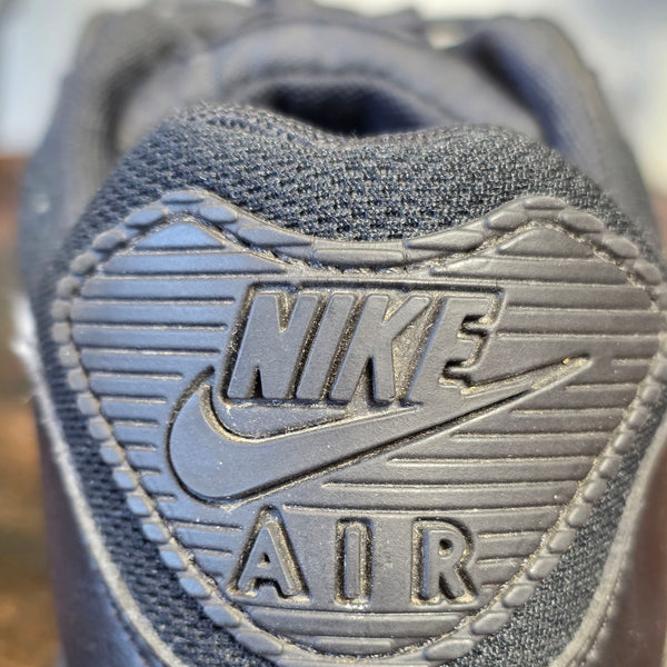 Nike Air Max 90 Triple Black maat 39
