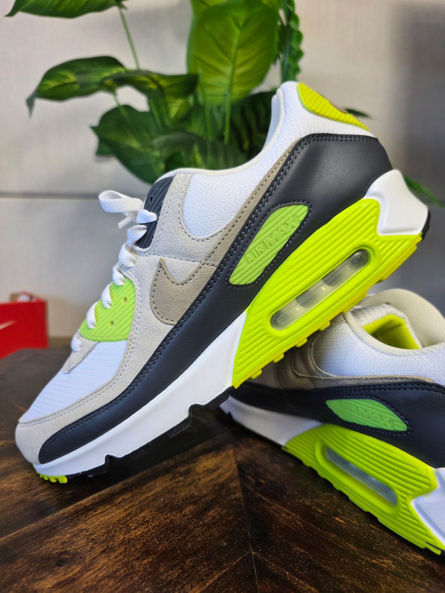 Nike Air Max 90 Cyber Khaki maat 47,5