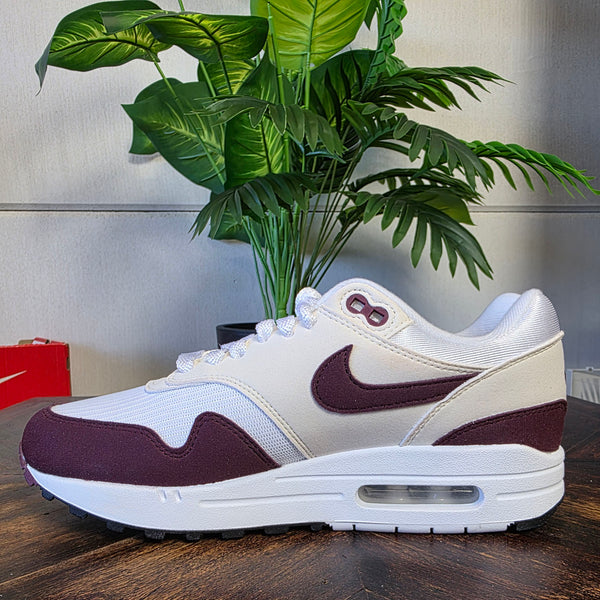 Nike Air Max 1 Wmns 'Night Maroon' maat 39