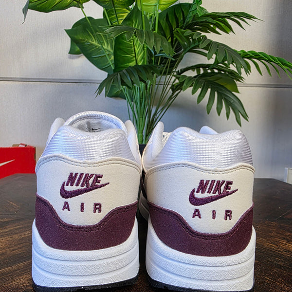 Nike Air Max 1 Wmns 'Night Maroon' maat 39