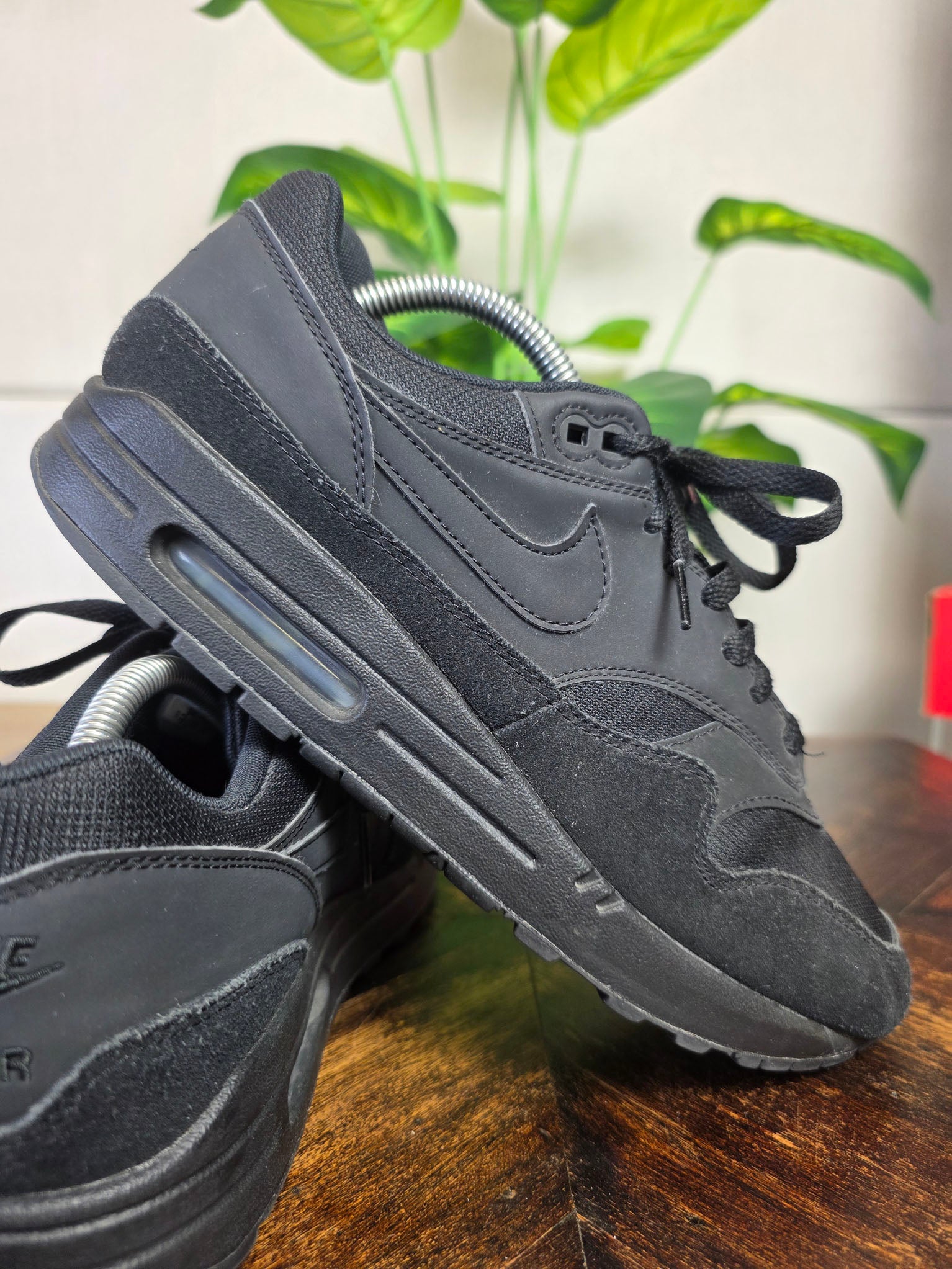 Nike Air Max 1 Triple Black maat 43