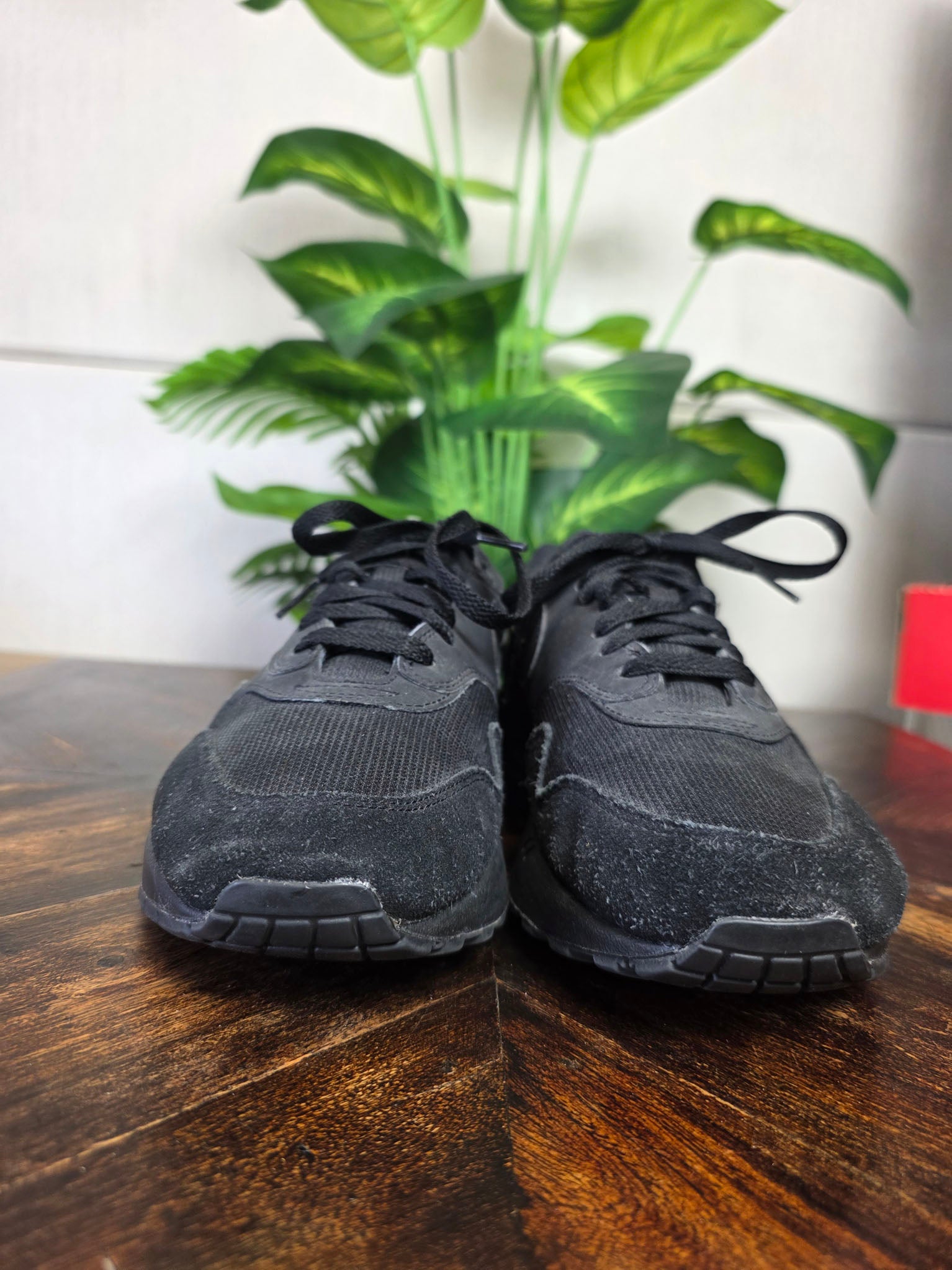 Nike Air Max 1 Triple Black maat 43