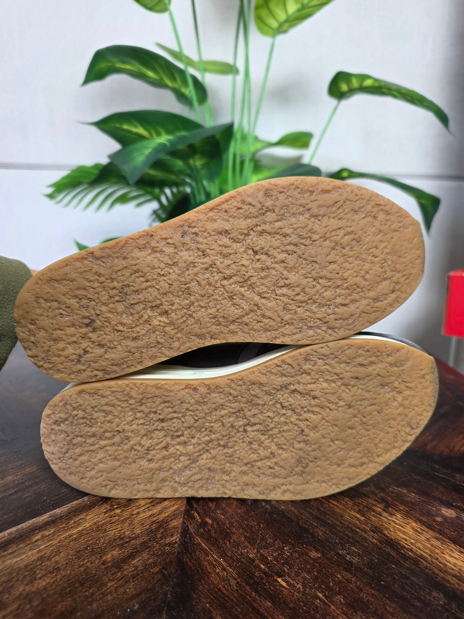 Nike Air Max 1 PRM Crepe Soft Grey maat 38