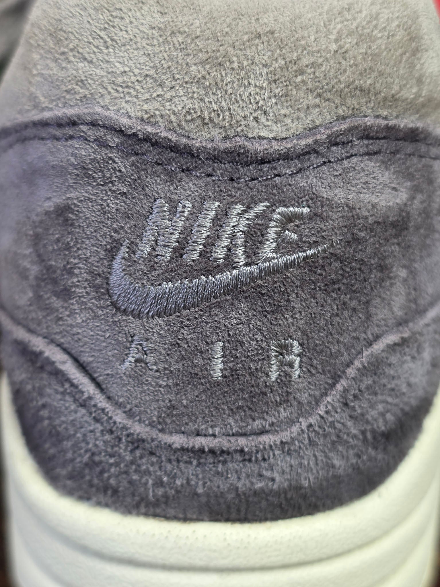 Nike Air Max 1 PRM Crepe Soft Grey maat 38