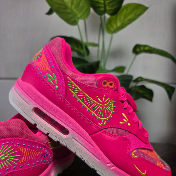 Nike Air Max 1 'Día de Muertos' maat 44,5