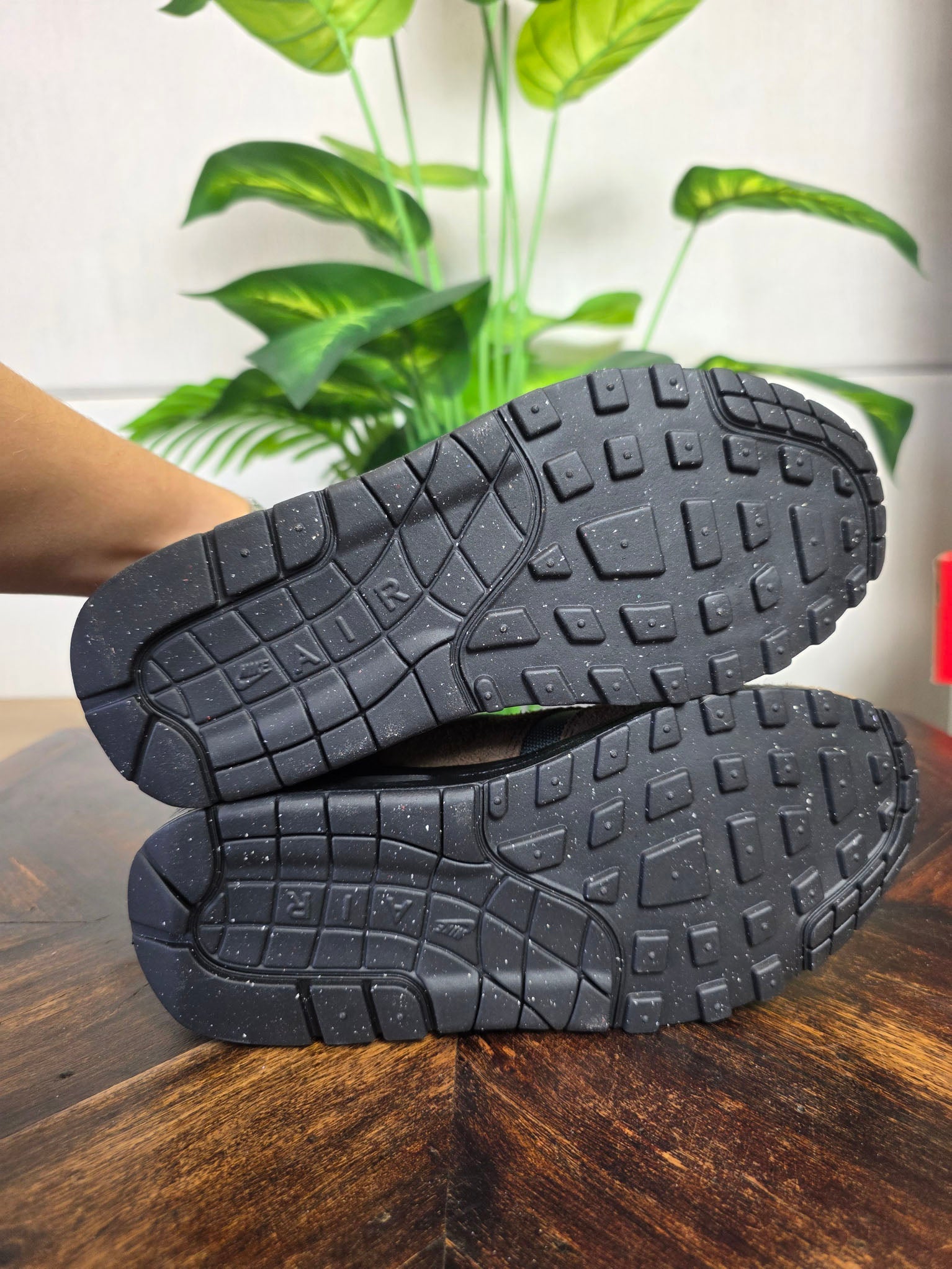 Nike Air Max 1 "Beef & Broccoli" maat 37,5