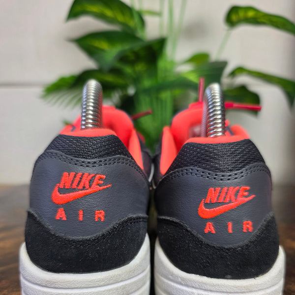 Nike Air Max 1 GS Dark Grey Hot Lava maat 36,5