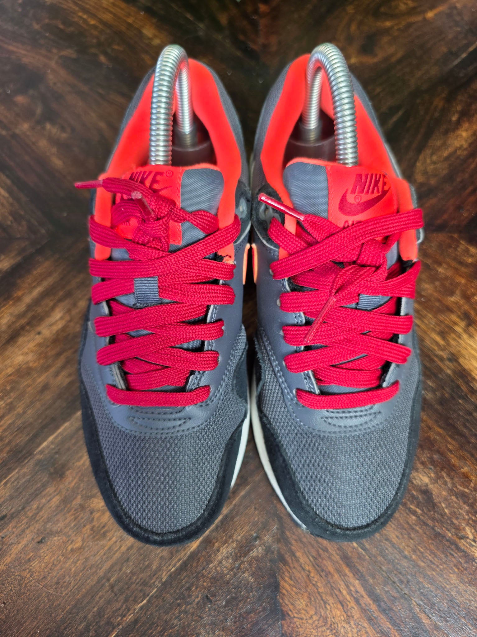 Nike Air Max 1 GS Dark Grey Hot Lava maat 36,5