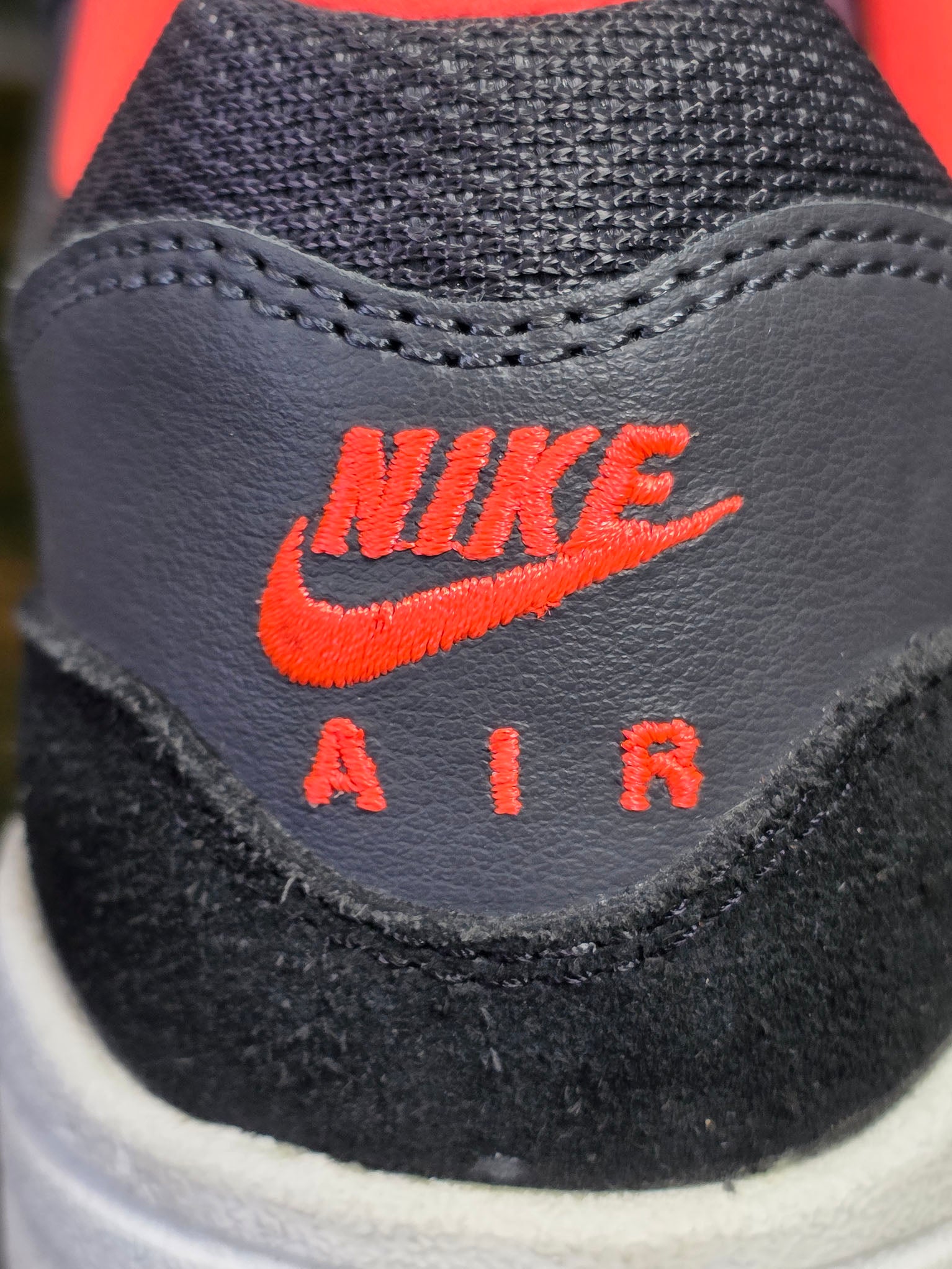 Nike Air Max 1 GS Dark Grey Hot Lava maat 36,5