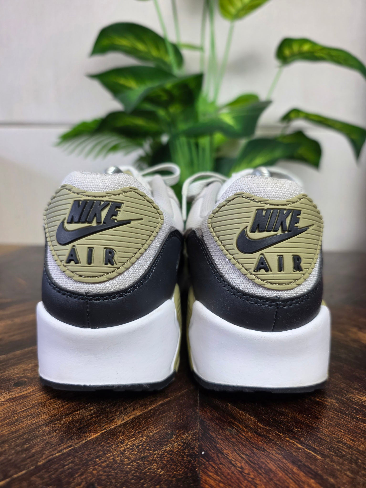 Nike Air Max 90 Cave Stone maat 42