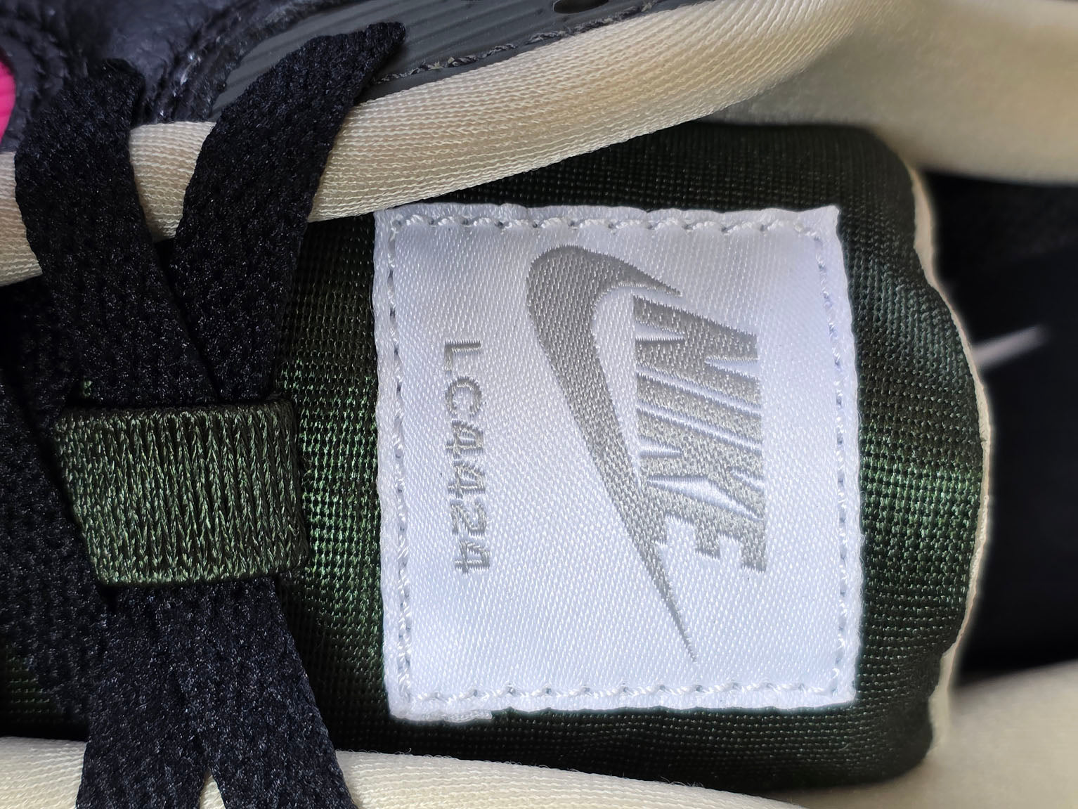 Nike Air Max 90 Green Leopard maat 41