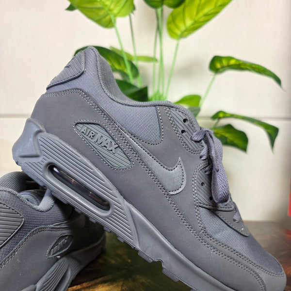 Nike Air Max 90 Dark Essential Grey maat 45