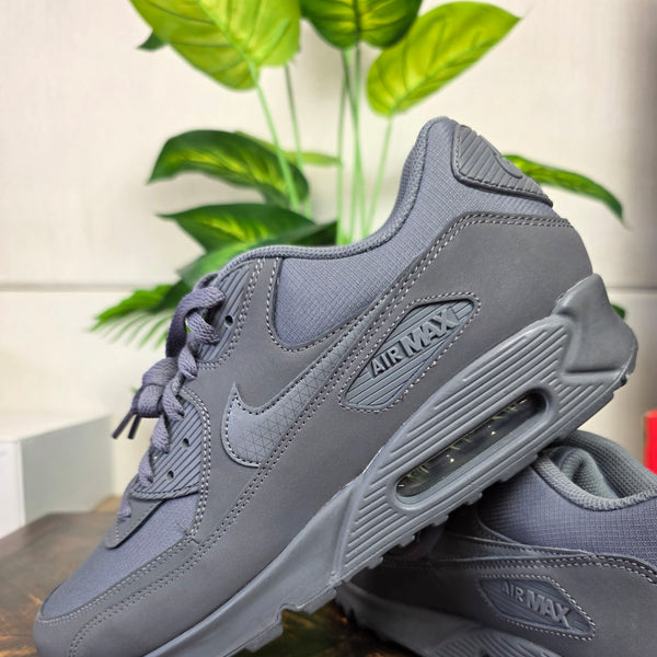 Nike Air Max 90 Dark Essential Grey maat 45
