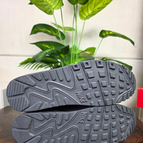 Nike Air Max 90 Dark Essential Grey maat 45