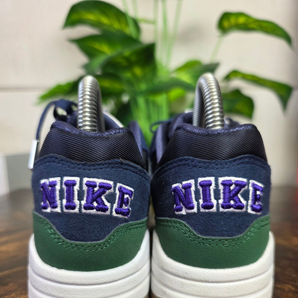Nike Air Max 1 Gorge Green Obsidian maat 36,5