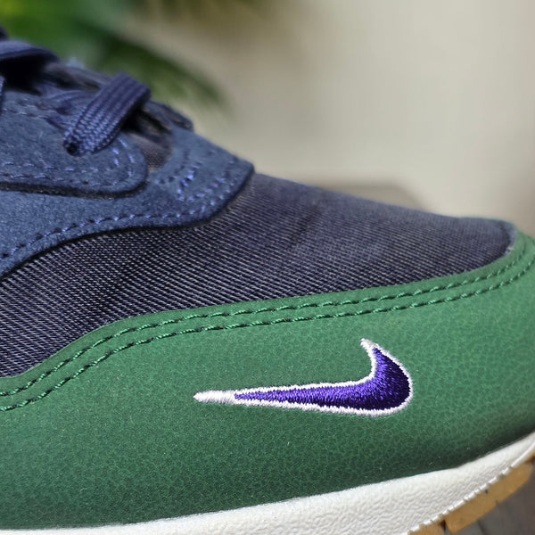 Nike Air Max 1 Gorge Green Obsidian maat 36,5