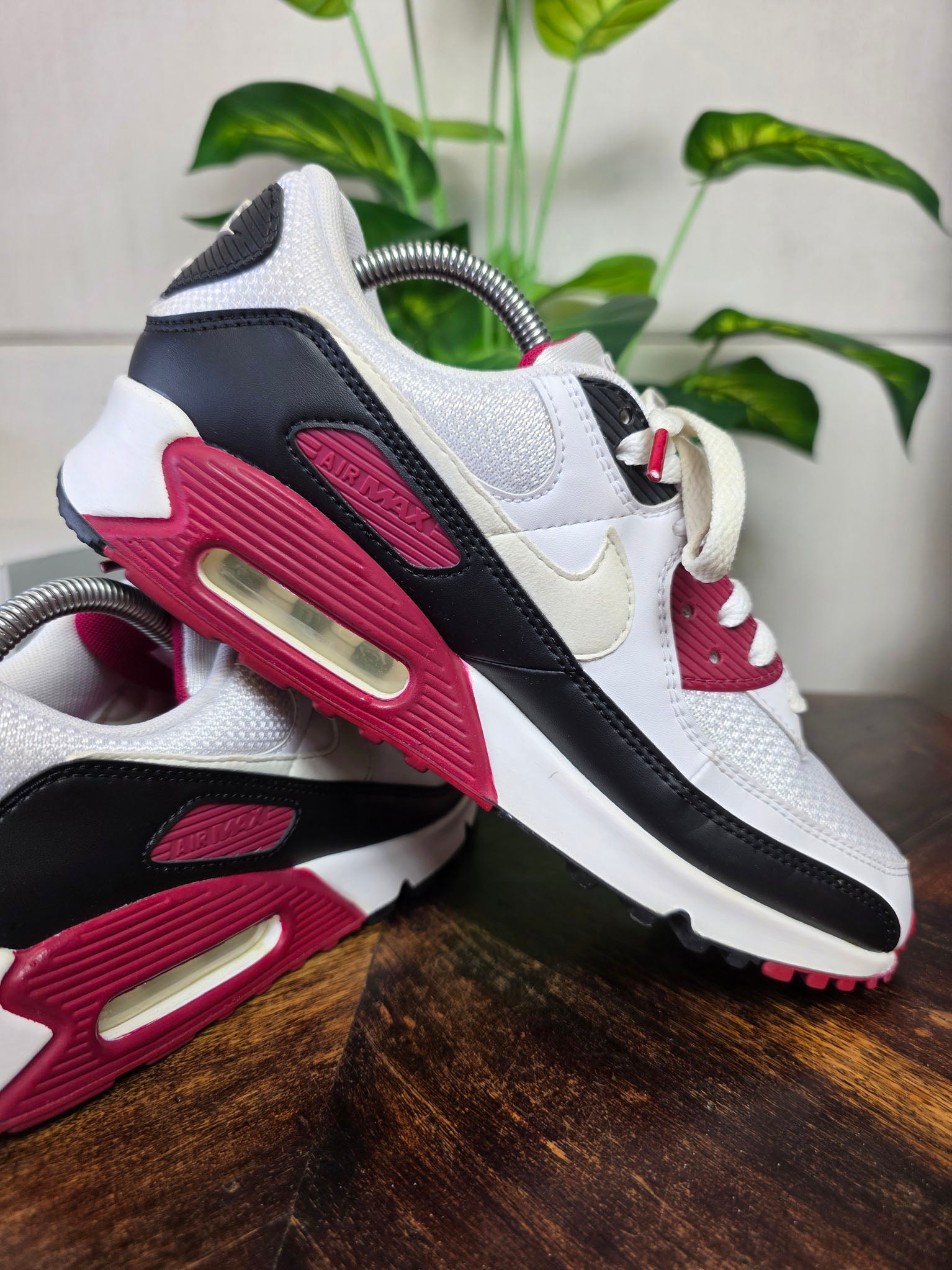 Nike Air Max 90 Recraft New Maroon maat 42