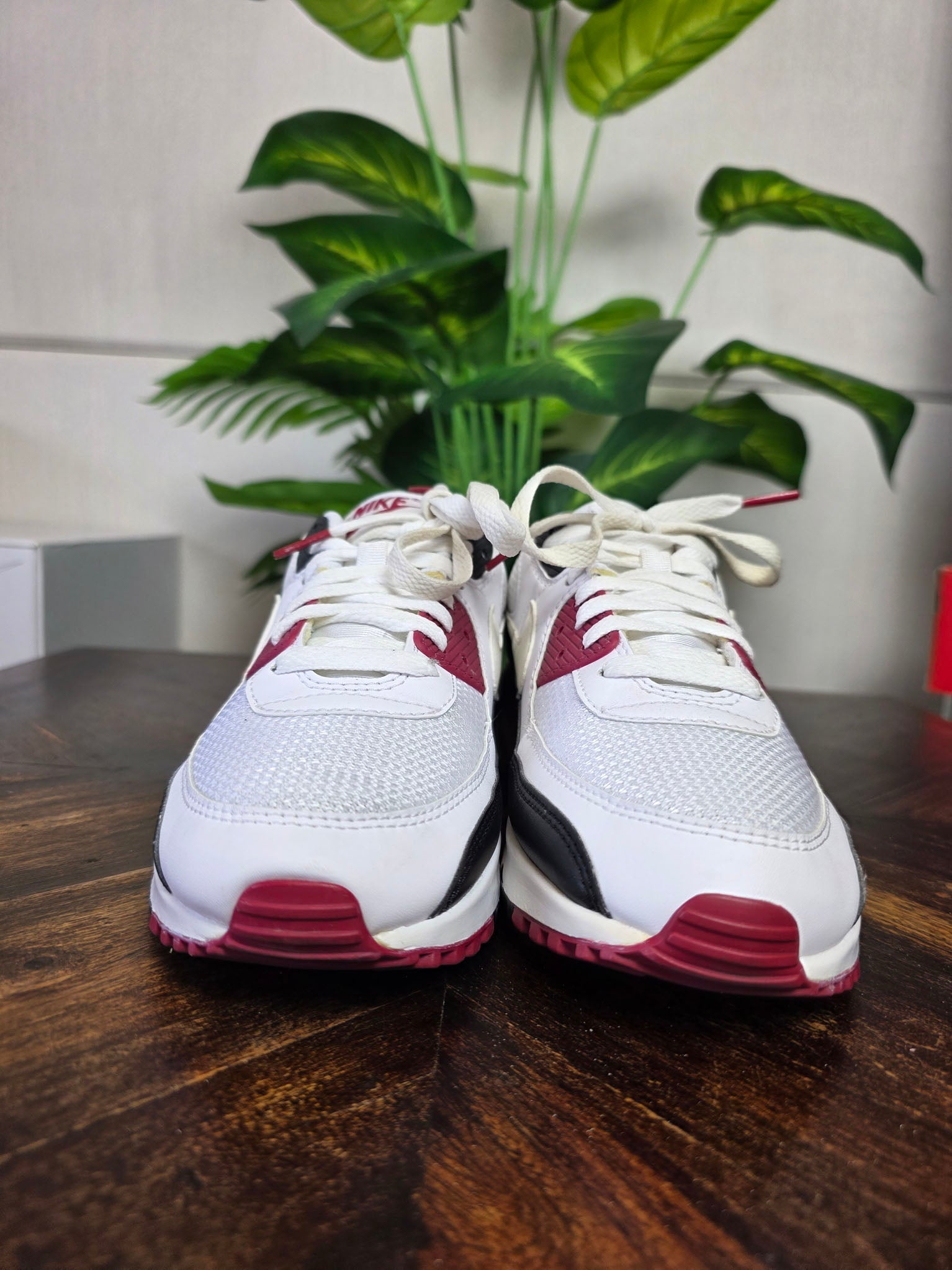 Nike Air Max 90 Recraft New Maroon maat 42