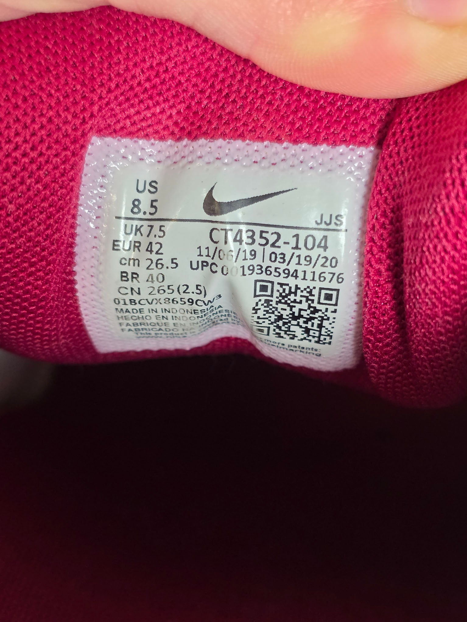 Nike Air Max 90 Recraft New Maroon maat 42