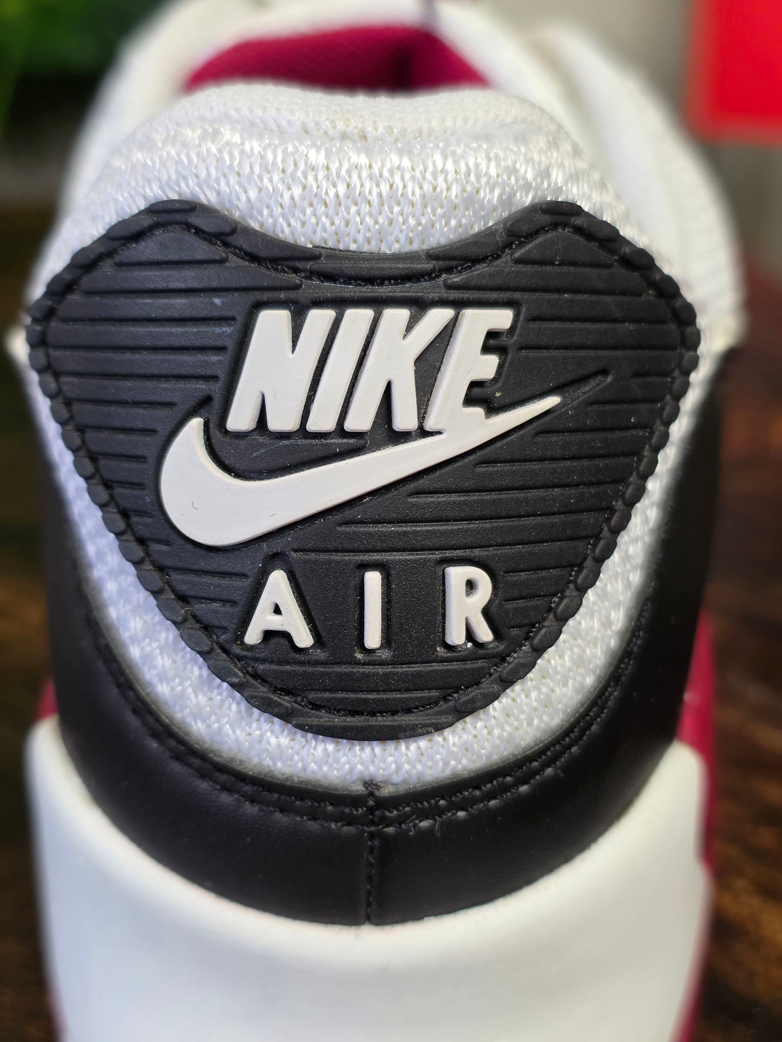 Nike Air Max 90 Recraft New Maroon maat 42