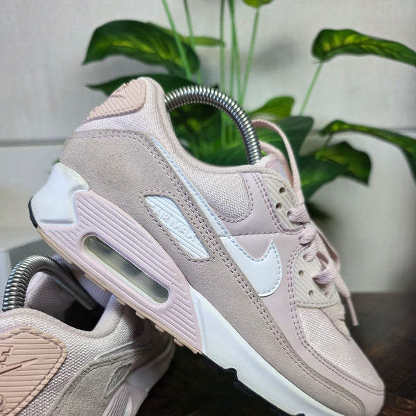 Nike Air Max 90 Barely Rose maat 38,5