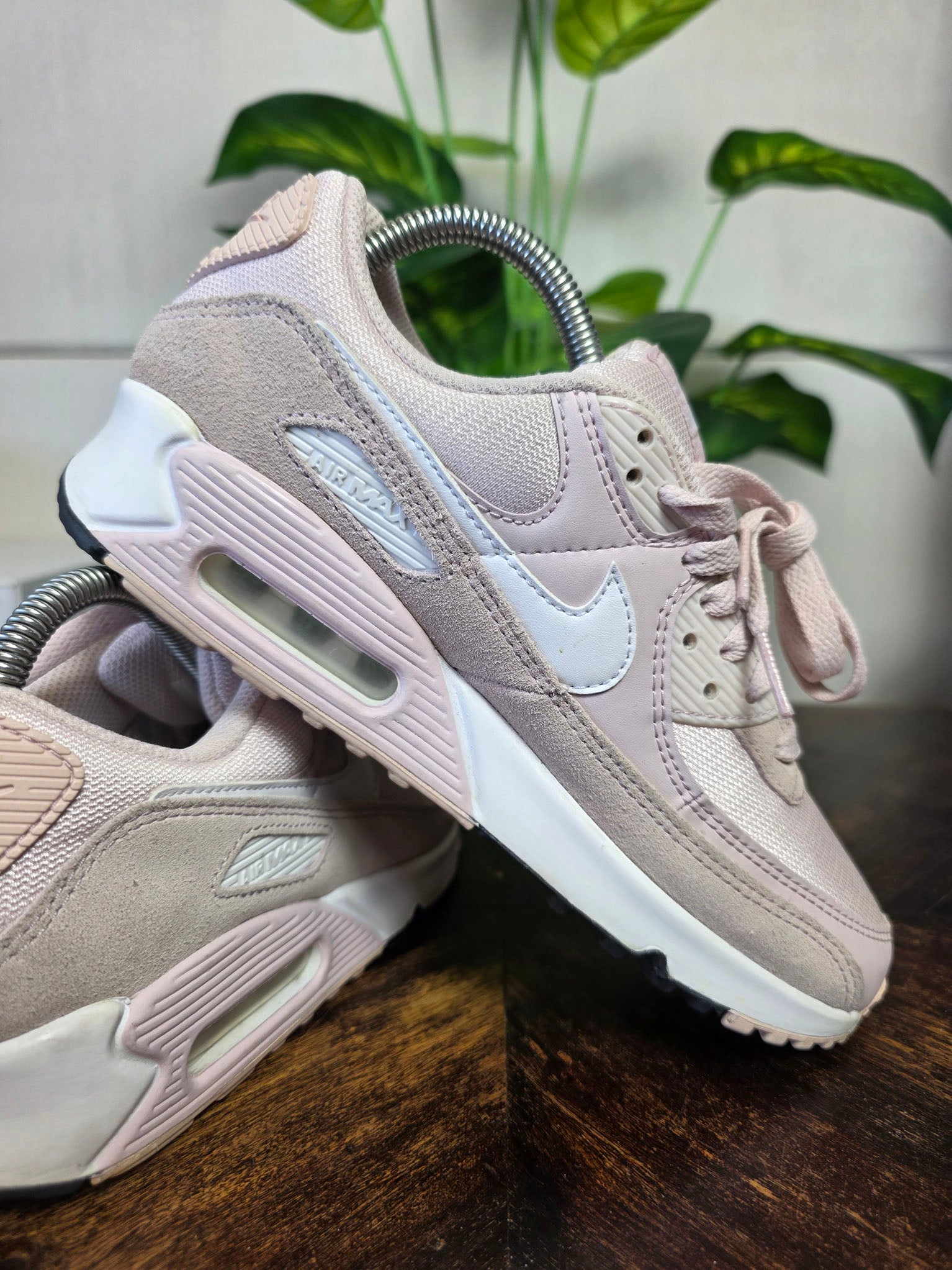 Nike Air Max 90 Barely Rose maat 38,5