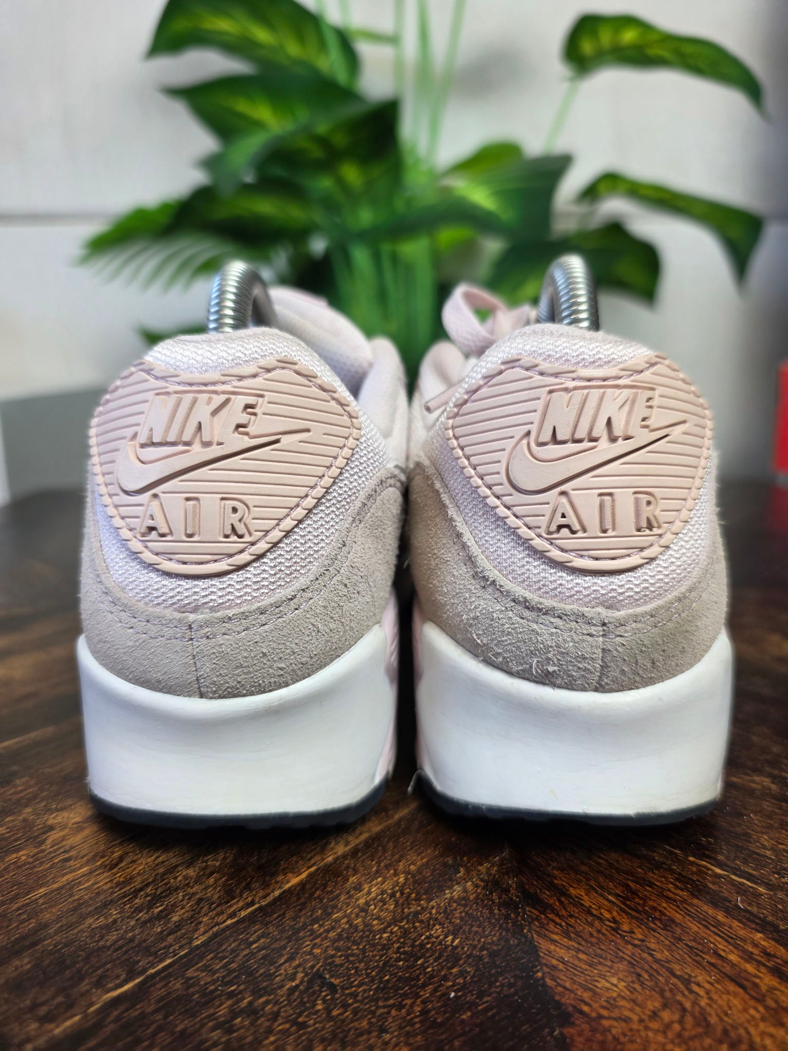 Nike Air Max 90 Barely Rose maat 38,5