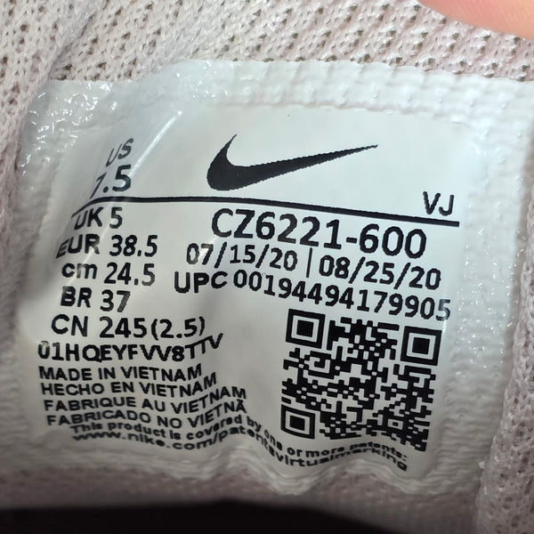 Nike Air Max 90 Barely Rose maat 38,5