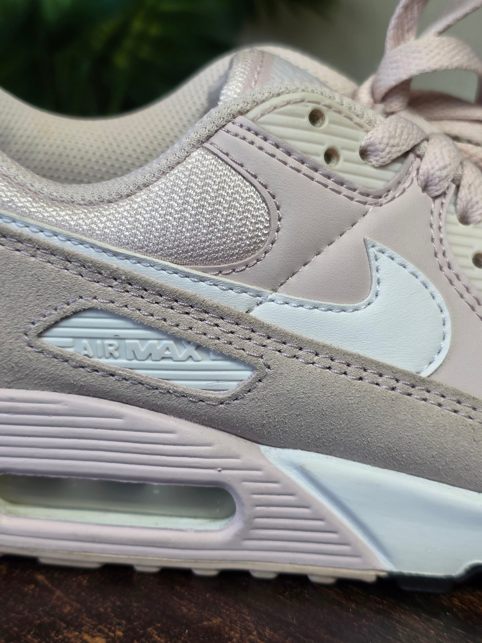 Nike Air Max 90 Barely Rose maat 38,5