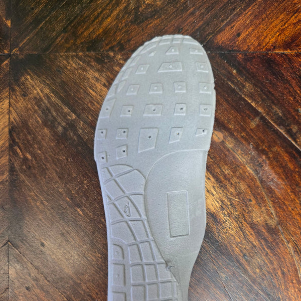 Nike Air Max 90 Barely Rose maat 38,5